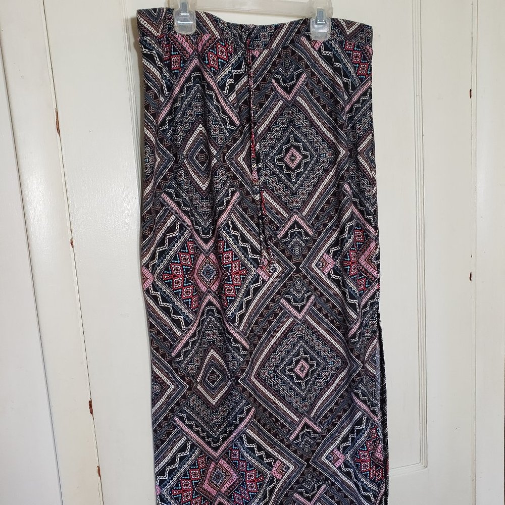 Bobbie Brooks Ladies long skirt